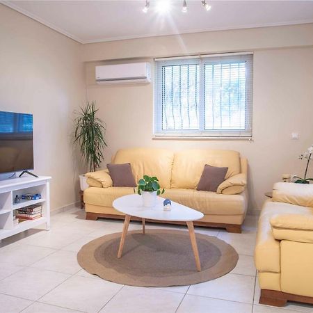 Cozy Beach Home Near Pristine Sea W/ Free Netflix Nea Makri Bagian luar foto