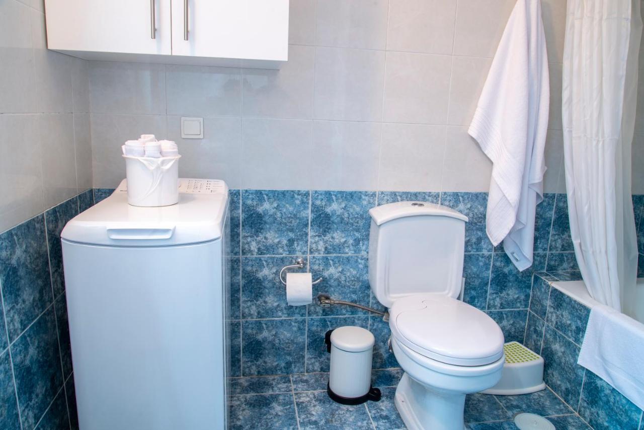 Cozy Beach Home Near Pristine Sea W/ Free Netflix Nea Makri Bagian luar foto