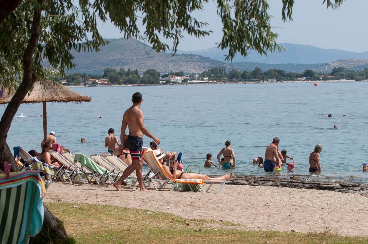 Cozy Beach Home Near Pristine Sea W/ Free Netflix Nea Makri Bagian luar foto