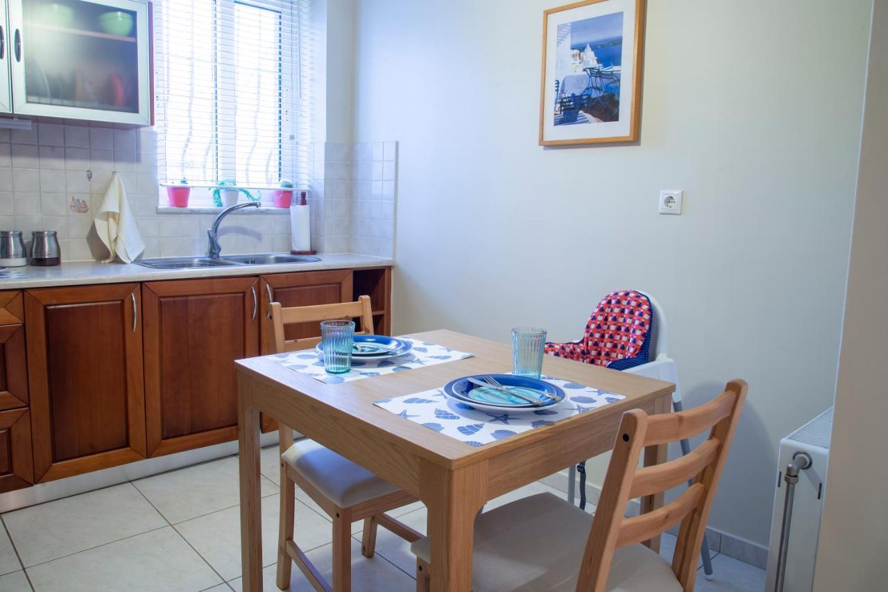Cozy Beach Home Near Pristine Sea W/ Free Netflix Nea Makri Bagian luar foto